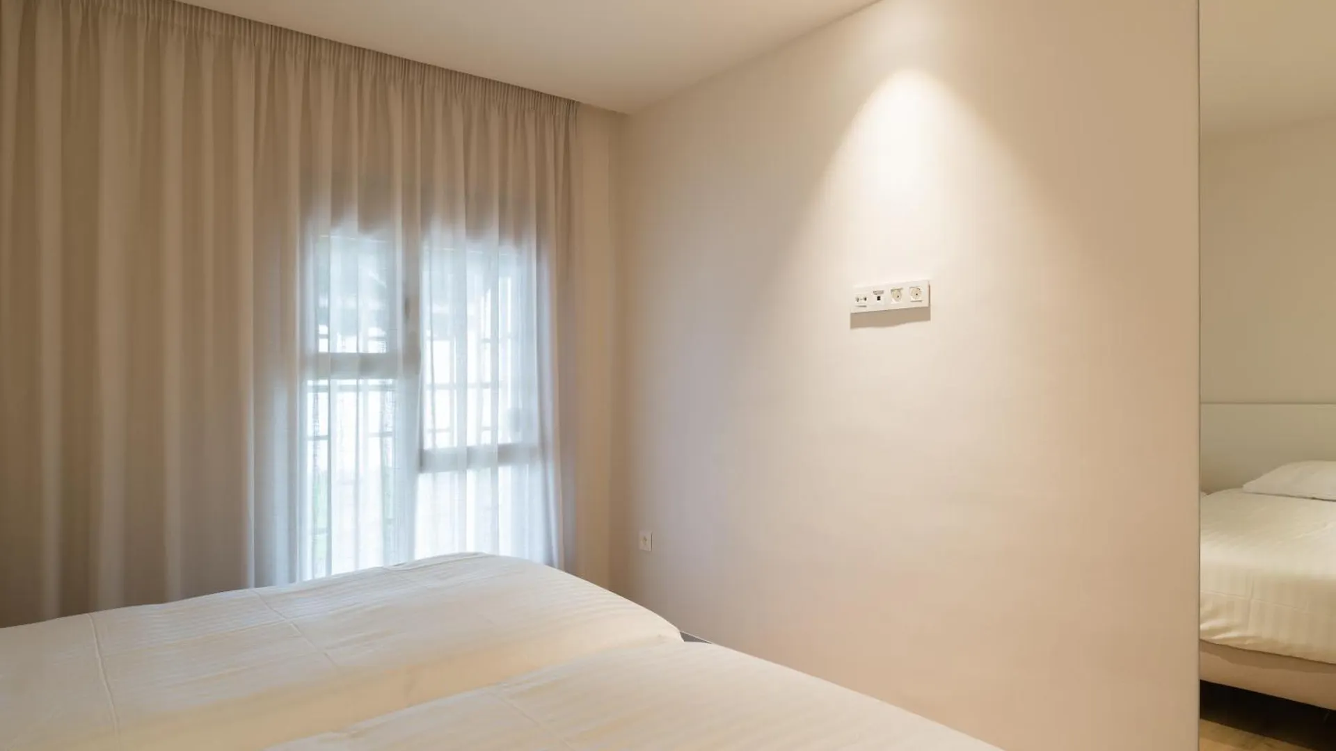 Апартаменты Luxury Bakus Canteras Beach Лас-Пальмас-де-Гран-Канария Испания